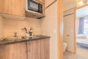 Cosy and modern flat - AC- 1BR-4P- Geneva Apartment in Geneva
