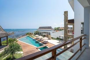 Sukawati Beachfront Luxury 4BDR Villa Private Pool Villa in Kuta
