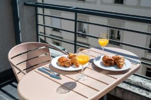 Modern Apartment - AC- 1BR-2P- Geneva  Apartment in Geneva