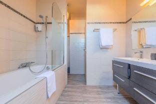 Modern Apartment - AC- 1BR-2P- Geneva  Apartment in Geneva