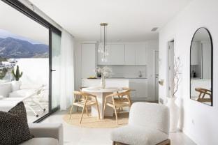 Stylish Luxury Suite with Terrace in Higueron Apartment in Fuengirola