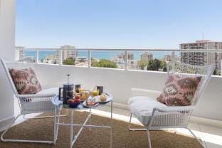 Central Apartment with Seaview Terrace and Pool Apartment in Benalmadena