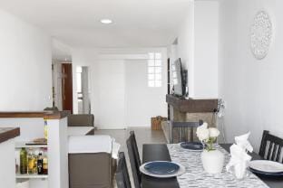 Prime Location Apartment with Seaviews i Apartment in Torremolinos