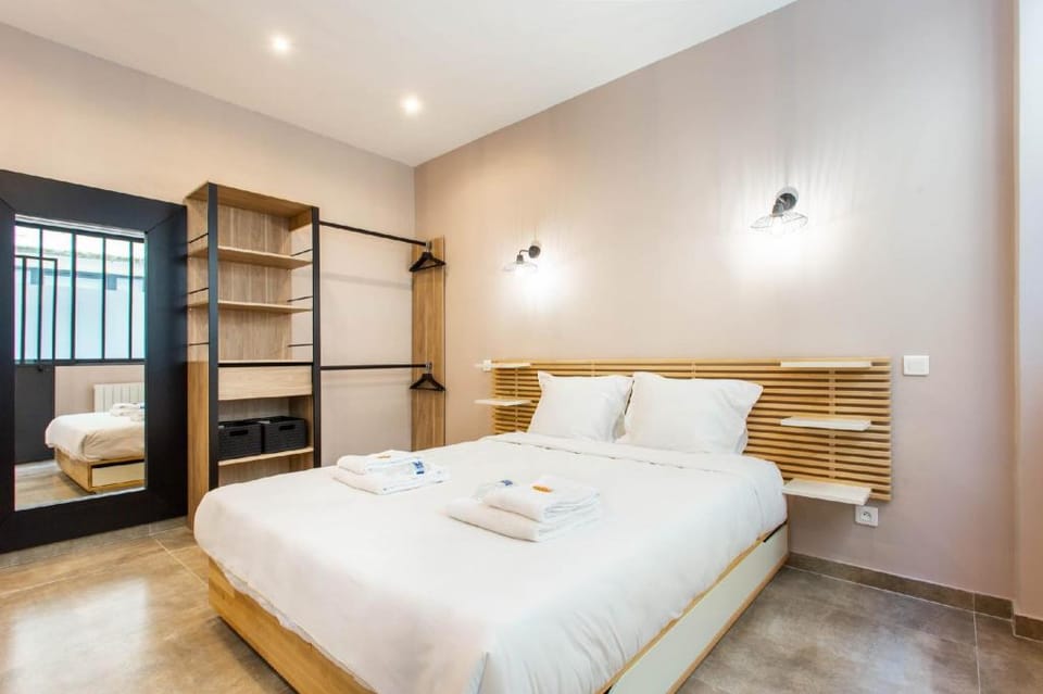 Authentic apartment - 1BR/4P - Bastille/Voltaire Apartment in Paris