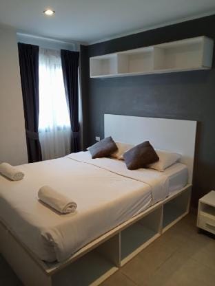 Well, located condo-1BR (T1-NV-203) Vacation rental in Chalong