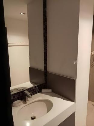 Modern Condo - 1BR (T1-201) Apartment in Chalong