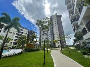 Pool view studio unit Vacation rental in Iloilo City