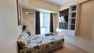 Pool view studio unit Vacation rental in Iloilo City