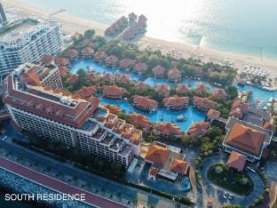 Elegant 1BR Full Palm View Apartment at 5  Resort Apartment in Dubai
