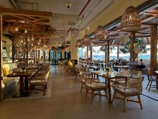 Upgraded 1BR Paradise With Private Garden - Oceana Apartment in Dubai
