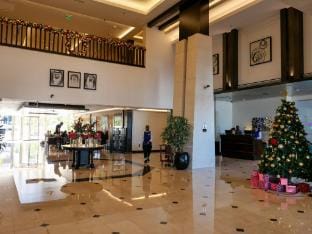 Lovely Upgraded 1 bedroom apartment at 5  Resort Apartment in Dubai