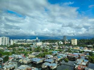 Modern&Cozy 2B1B Flat in KK | Infinity pool Vacation rental in Kota Kinabalu