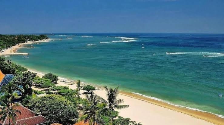 Cozy room Kuta  - 1 Minute to the Beach By MS  Apartment in Kuta