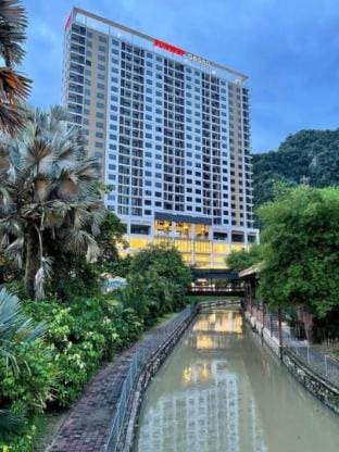 Hotspring 2 Room Suite 1910 with Theme Park View Apartment in Perak
