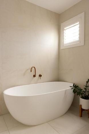 Tugun Retreat - 5BRM Home with Pool! Vacation rental in Gold Coast