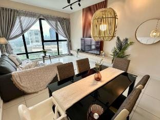 Mosaic@ Muji Highfloor with Bathtub 3BR Vacation rental in Johor Bahru