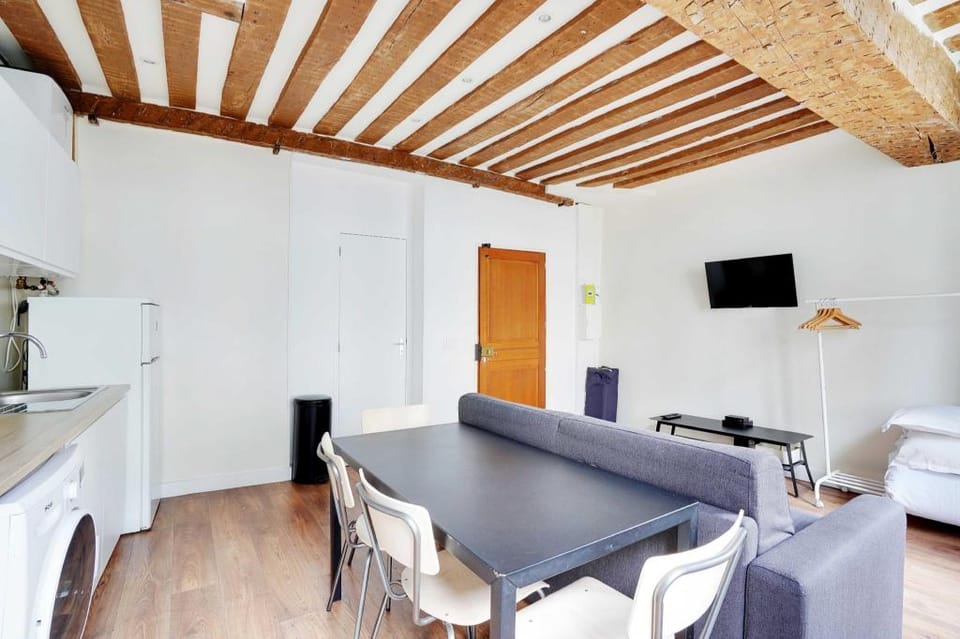 Charming Apartment -1BR/4P- Bastille Apartment in Paris