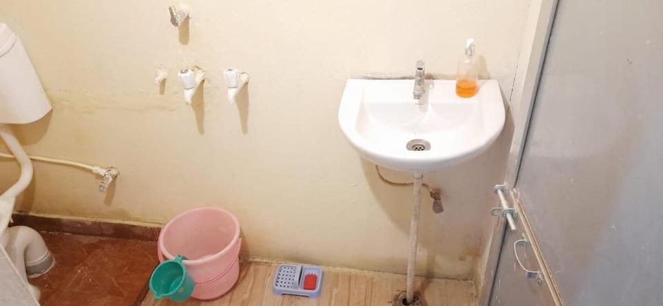 DHARAMSHALA Group KASHI VISWANATH JYOTIRLING Vacation rental in Varanasi