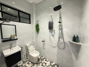 Mujito3 4BR 16PAX InTown, PoolTable, PS4, Netflix Vacation rental in Pahang, Malaysia