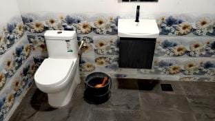 Jennifer MAMA Guesthouse Golf Bungalow  Vacation rental in Selangor, Malaysia