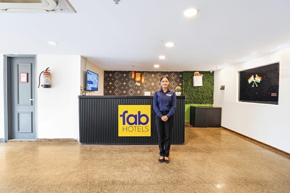 Via The Luxe Inn Hotel in Delhi