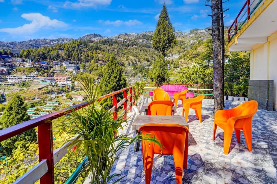 OYO Hotel O Ghumakkad's Baba Resort Hotel in Uttarakhand