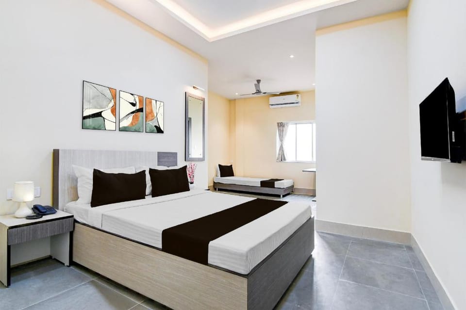 Super Collection O Joka Industrial Plaza Hotel in Kolkata