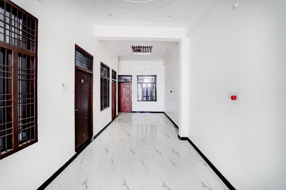 Hotel O Maa Santoshi Hotel in Uttar Pradesh