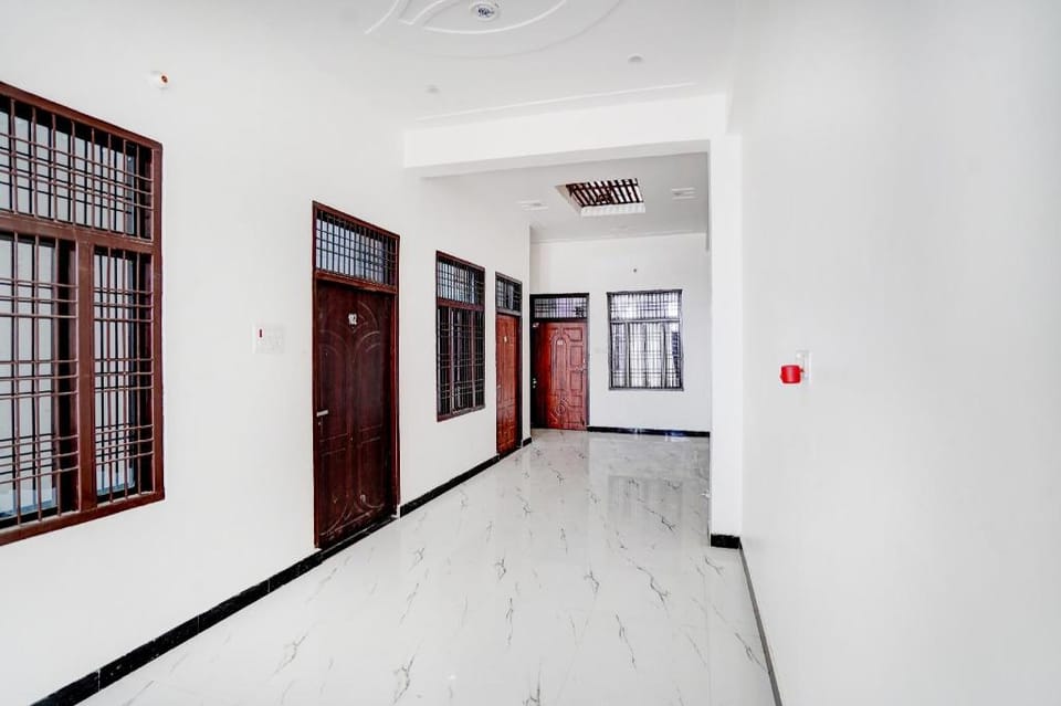 Hotel O Maa Santoshi Hotel in Uttar Pradesh