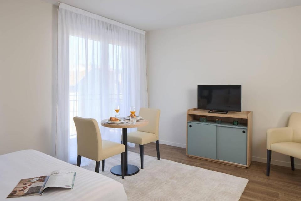Quality Suites Nancy Centre Apartment hotel in Nancy