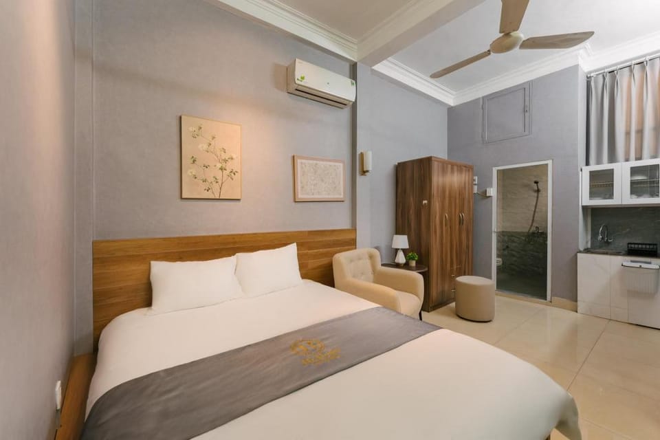 Hi.Home Bellevie–Lakeview Escape in Old Quarter Apartment in Hanoi