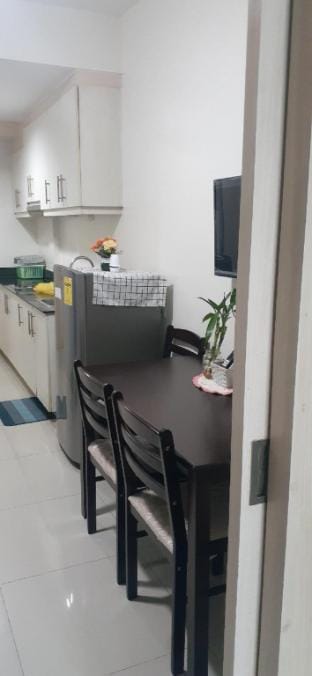 A bedroom in Sea Res across MOA 63-1. Vacation rental in Pasay