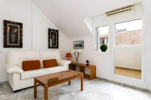 weforyou Real del Tivoli 2 Rooms Wifi + Parking Vacation rental in Benalmadena