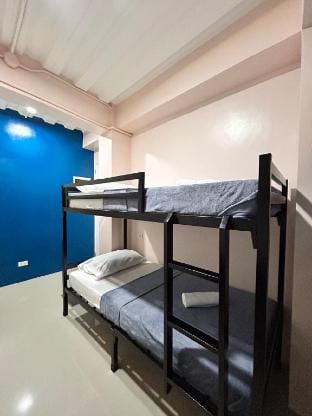 Origin Studios - Walk to Highstreet, BGC (Unit 3D) Apartment in Makati