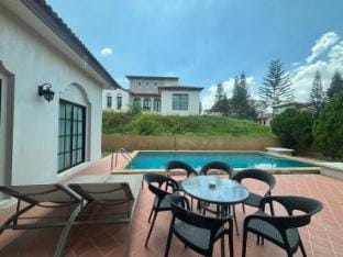The Ozone Khao Yai Pool Villa 3 bedrooms Vacation rental in Laos
