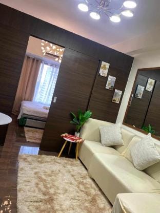 Coneflower @ Air Residences 1BR Vacation rental in Makati