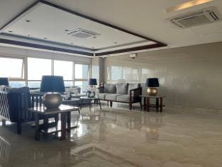 Coast Residence SEAview WIFI TV Netflix Near MOA 1524 Vacation rental in Pasay