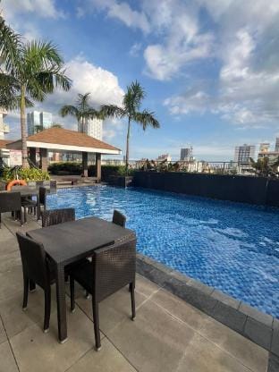 Coast Residence SEAview WIFI TV Netflix Near MOA 1524 Vacation rental in Pasay