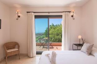 HomeForGuest Salobre Golf Villa, pool, wifi, stunning views Villa in Comarca Sur