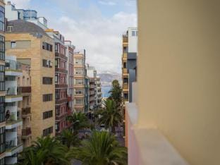 HomeForGuest Studio Brisa Canteras with terrace Apartment in Las Palmas de Gran Canaria