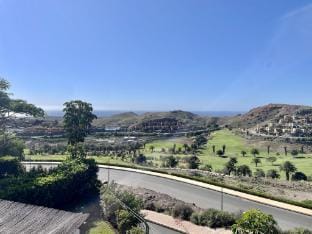 HomeForGuest Villa in Salobre with magnificent views of the golf course. Villa in Comarca Sur