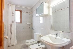 Luma Abades in Arico Apartment in Abona