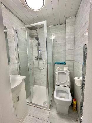 Comfy Ensuite Room in Colindale Vacation rental in Edgware