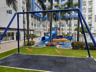 A 1 bedroom (large) across MOA by Ju-Del Vacation rental in Pasay