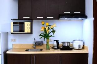 2BR Condotel Ridgewood Tower Taguig Vacation rental in Makati
