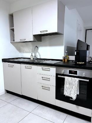 The Hidden Studio | Comfy & Steps From the Lake! Vacation rental in Lugano