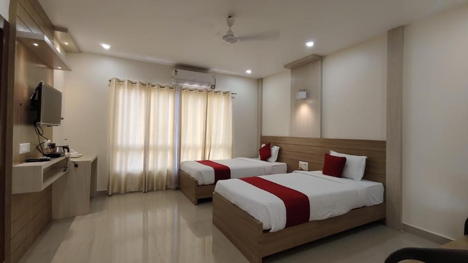 Hotel IVY Grand Vacation rental in India