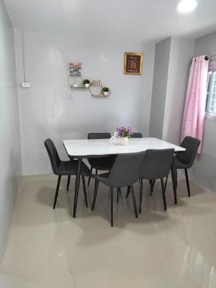 THIWA HOMESTAY   Vacation rental in Thailand