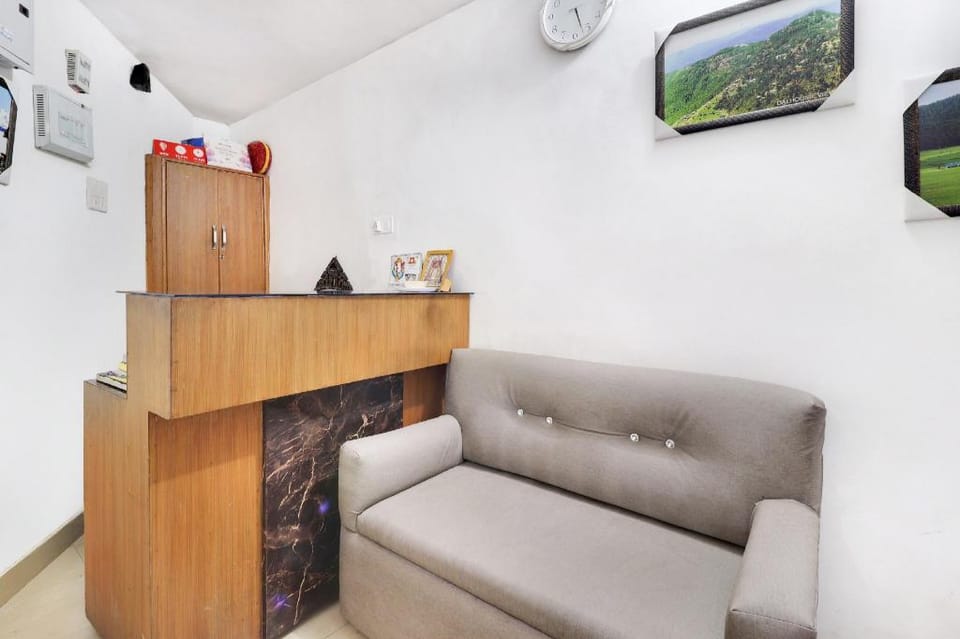 Townhouse Dalhausie Cantt Hotel in Himachal Pradesh