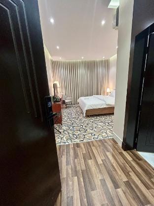 A decent room in Al Aqeeq Apartment in Riyadh